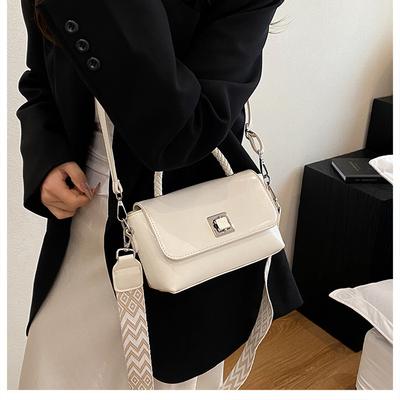 New Textured Shoulder Women's Bag Summer Trend Simple Solid Color High-end Commuting Versatile Messenger Small Square Bag