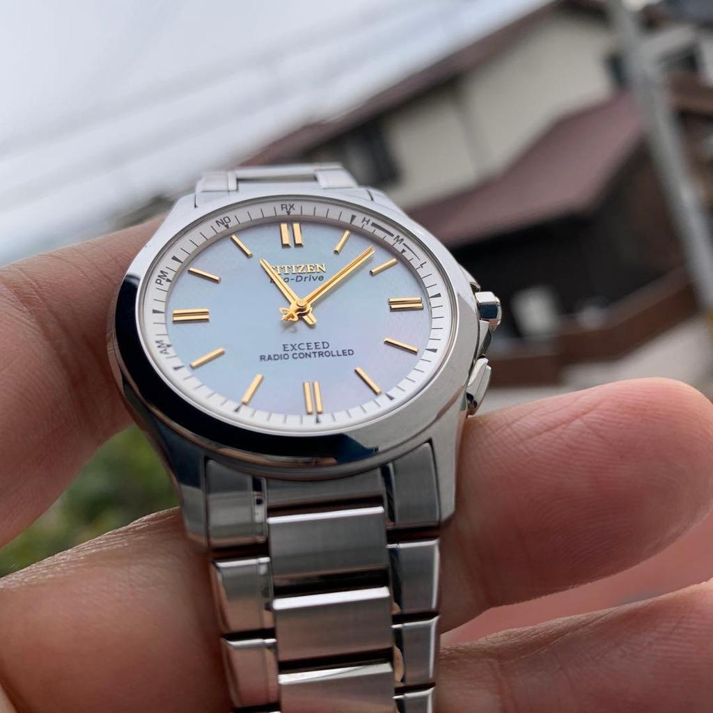 Used Citizen Exceed Mother-of-pearl Radio Wave Solar Beautiful Used Condition Titanium Duratect