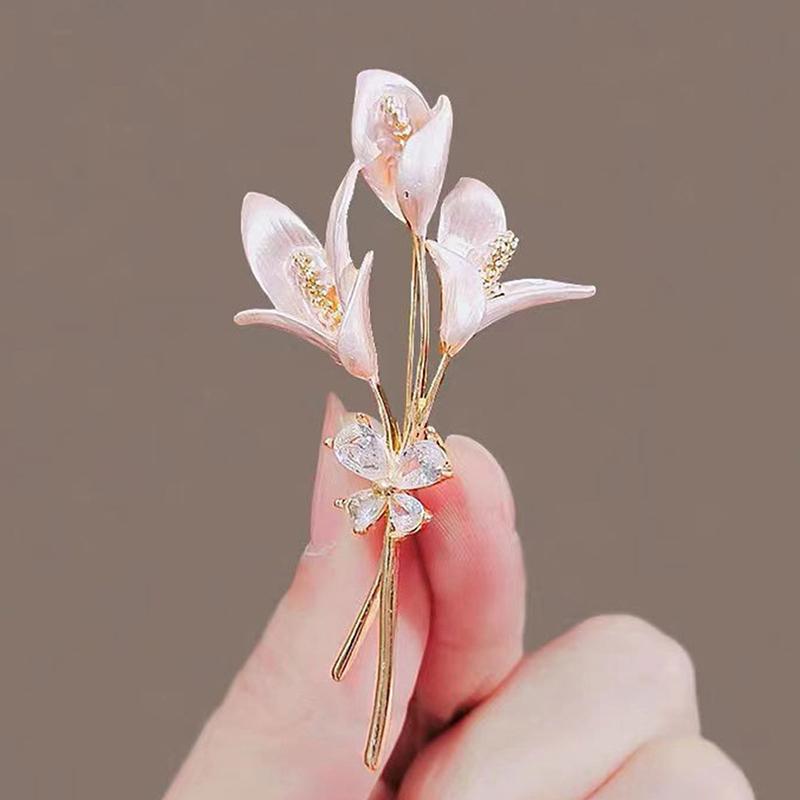 New Enamel  Flower Brooches For Women Elegant Weddings Banquet Brooch Pins