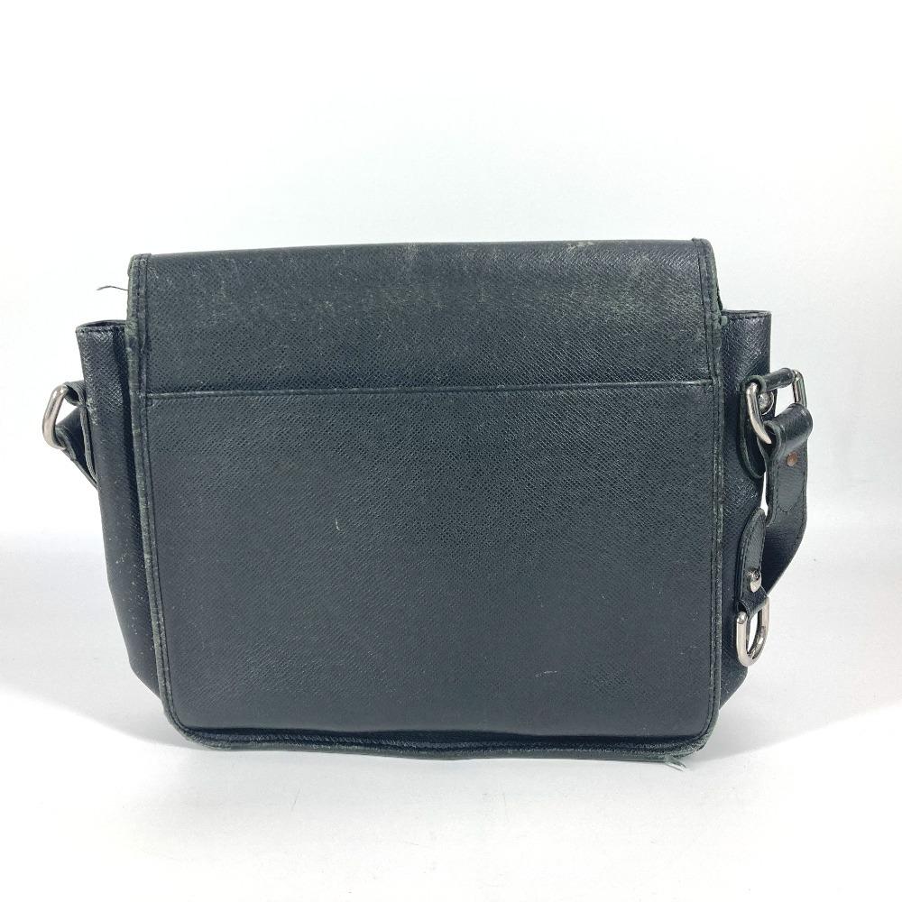 Louis Vuitton M32482 Taiga Andrei Bag Crossbody Shoulder Bag Ardoise Black