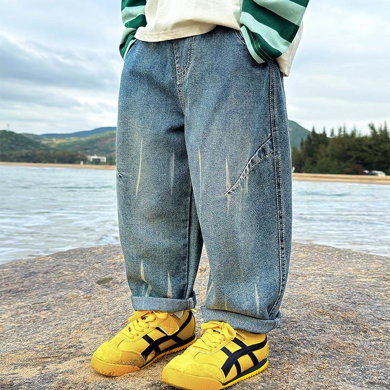 Autumn 2025 Fairy Tale Korean Style Soft Denim Gradient Wash Boys' Jeans - Comfortable, Versatile Long Pants