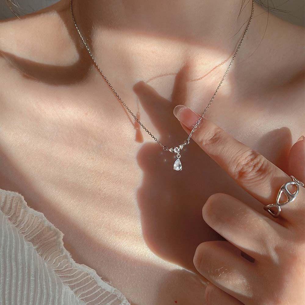 

Pendant Choker Geometric Alloy Sweater Chain Korean Style Necklace Women Necklace Clavicle Chain