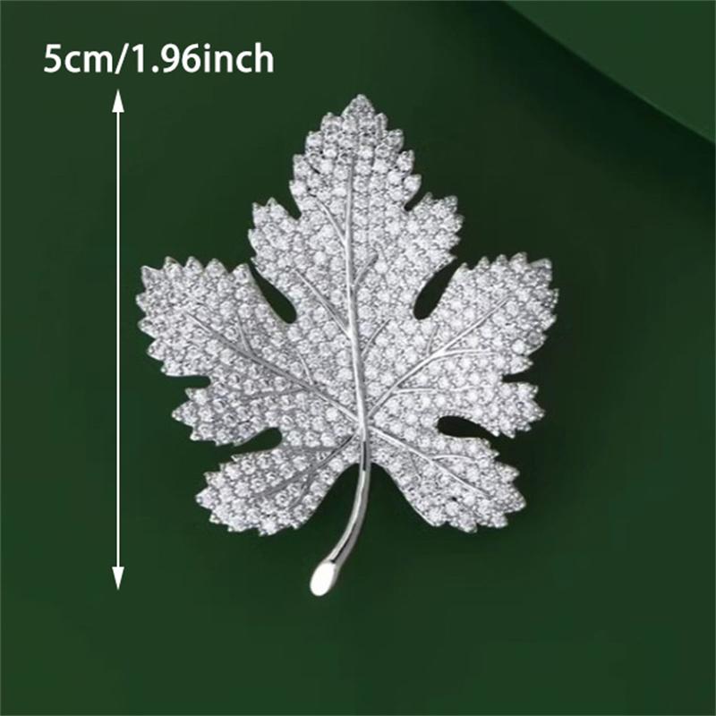 Exquisite Maple Leaf Brooches For Women Girls Luxury Elegant Plant Pins Versatile Shiny Corsage Clothing Accessories Gifts