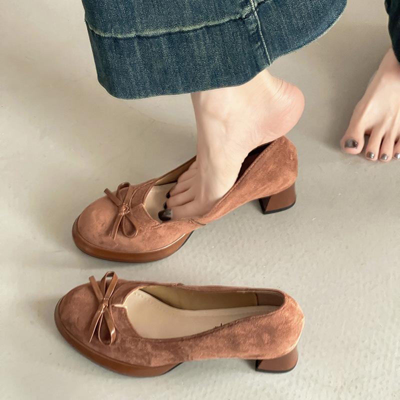 Retro bow light mouth single shoes women's autumn 2025 new thick heel high heels versatile skirt Mary Jane shoes