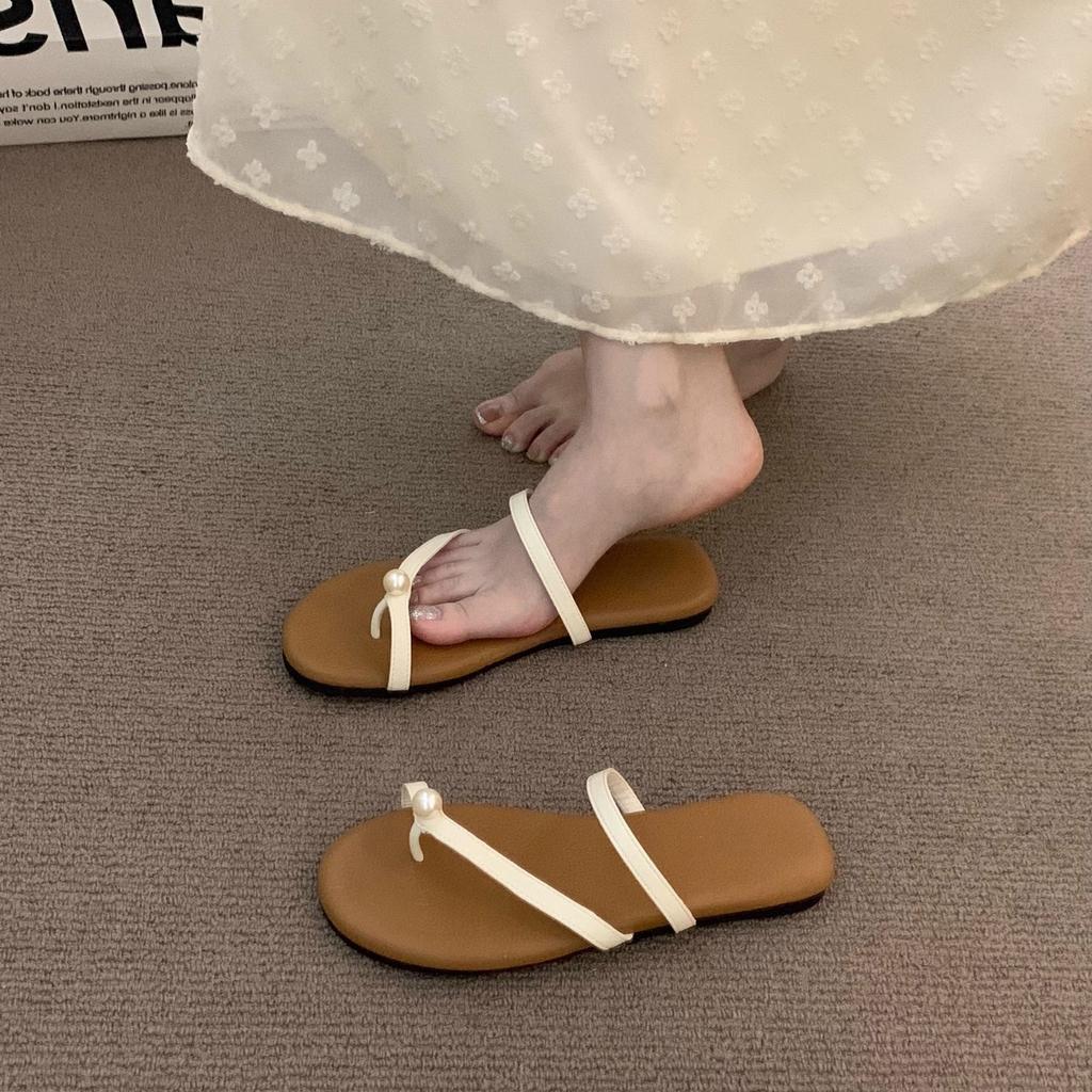 Niche Flat Bottom Simple Black French Small Cool Slippers Fairy Shoes 2025 New Summer Strap with Skirt Sandals