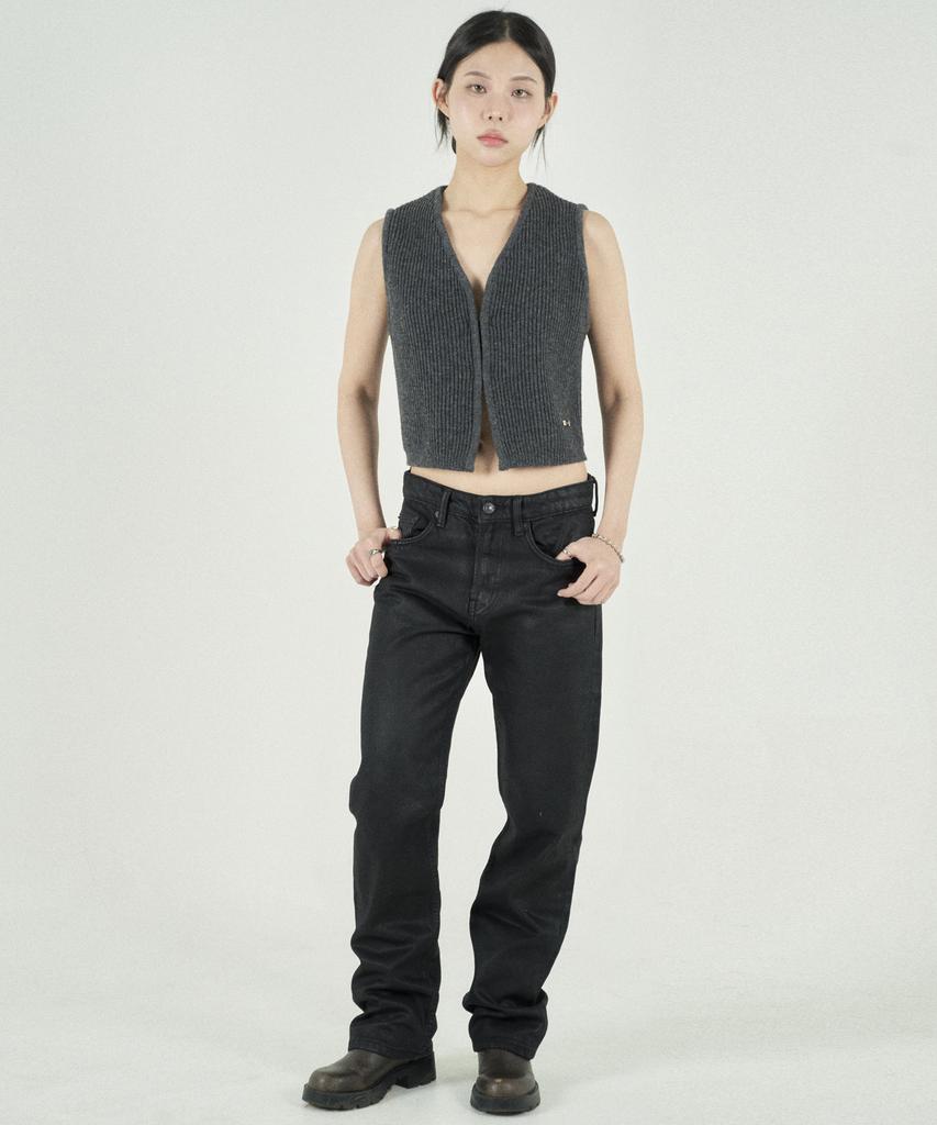 Tobaseu Minimal Cashmere Rib Vest (Khaki Brown)