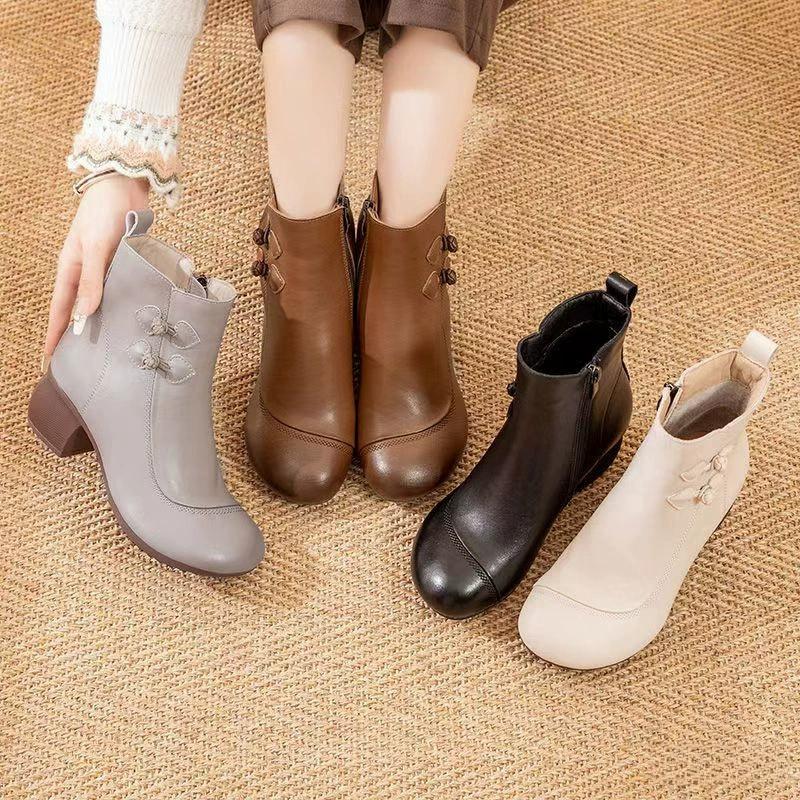 Genuine leather Spring and Autumn 2026 new mid heeled short boots retro round toe warm and comfortable women's shoes