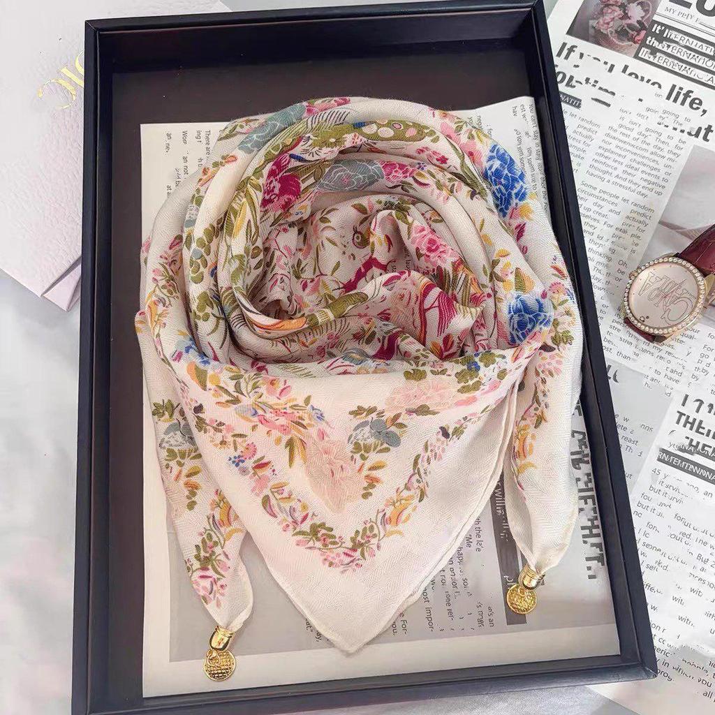 Women's Magnetic Buckle Neck Scarf - Lightweight, Comfortable Cotton, Versatile Style