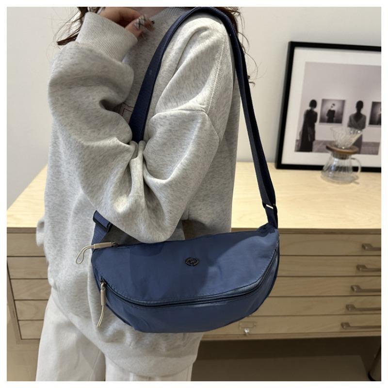 New Shoulder Messenger Bag Solid Color Casual Simple Light Versatile Large Capacity Dumpling Bag Wide Shoulder Strap Breast Bag