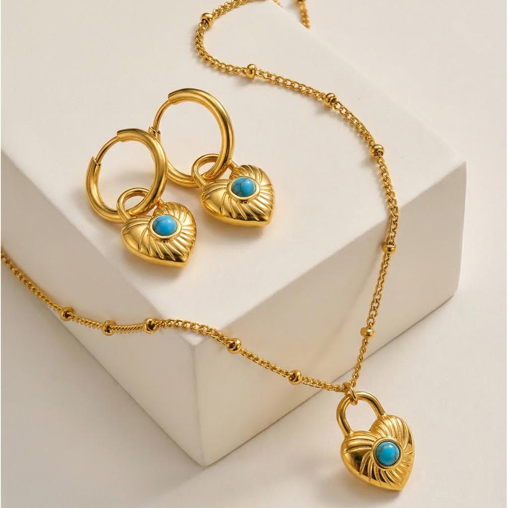 Vintage Heart Pendant Necklace Women Satellite Beads Chain Turquoise Love Necklace 18K Gold Plated Fashion Accessoreis