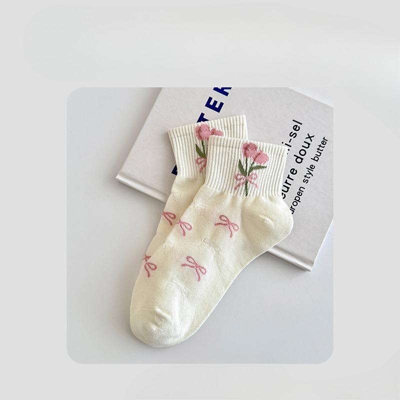 Women's Summer Lightweight Short Socks with Bows All Over, Featuring Flowers, Cute and Versatile, with Mesh Ventilation and Cotton Material.
