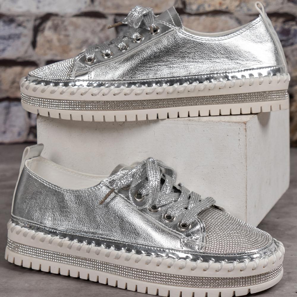 Women Shining Rhinestone Loafers Bowknot Slip-on Thick Botton Casual Ladies Crystal Shoes Female Platform Sneakers Sports