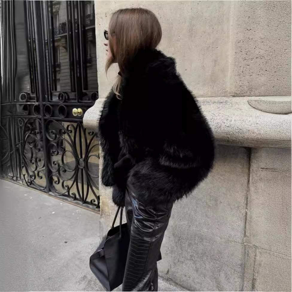 Women's Stand Collar Long Sleeve Faux Fox Fur Coat Loose Elegant Short Winter Outerwear