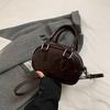 Premium retro small bag women's new versatile shoulder messenger bag hand pillow bag