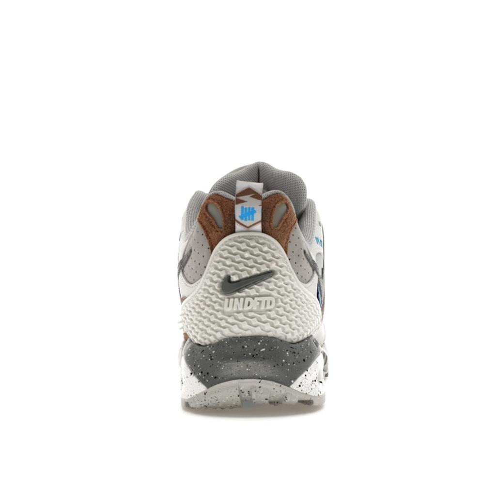 Undefeated x Nike Air Terra Humara Archaeo Brown Unisex Sneakers Smoke-Grey Summit-White FN7546-200