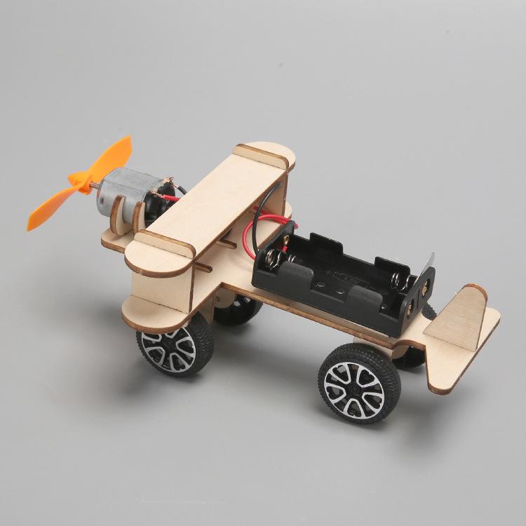 DIY Gliding Airplane Kit: Science Experiment for Kids