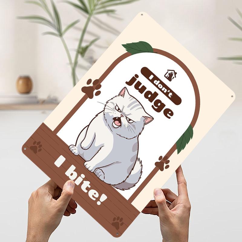 

Cat Bite Warning Tinplate Poster Customized Wall Art Vintage Retro Metal Signs for Room Decorations Bedroom Decoration Gaming 7.9x11.8In(20x30cm)
