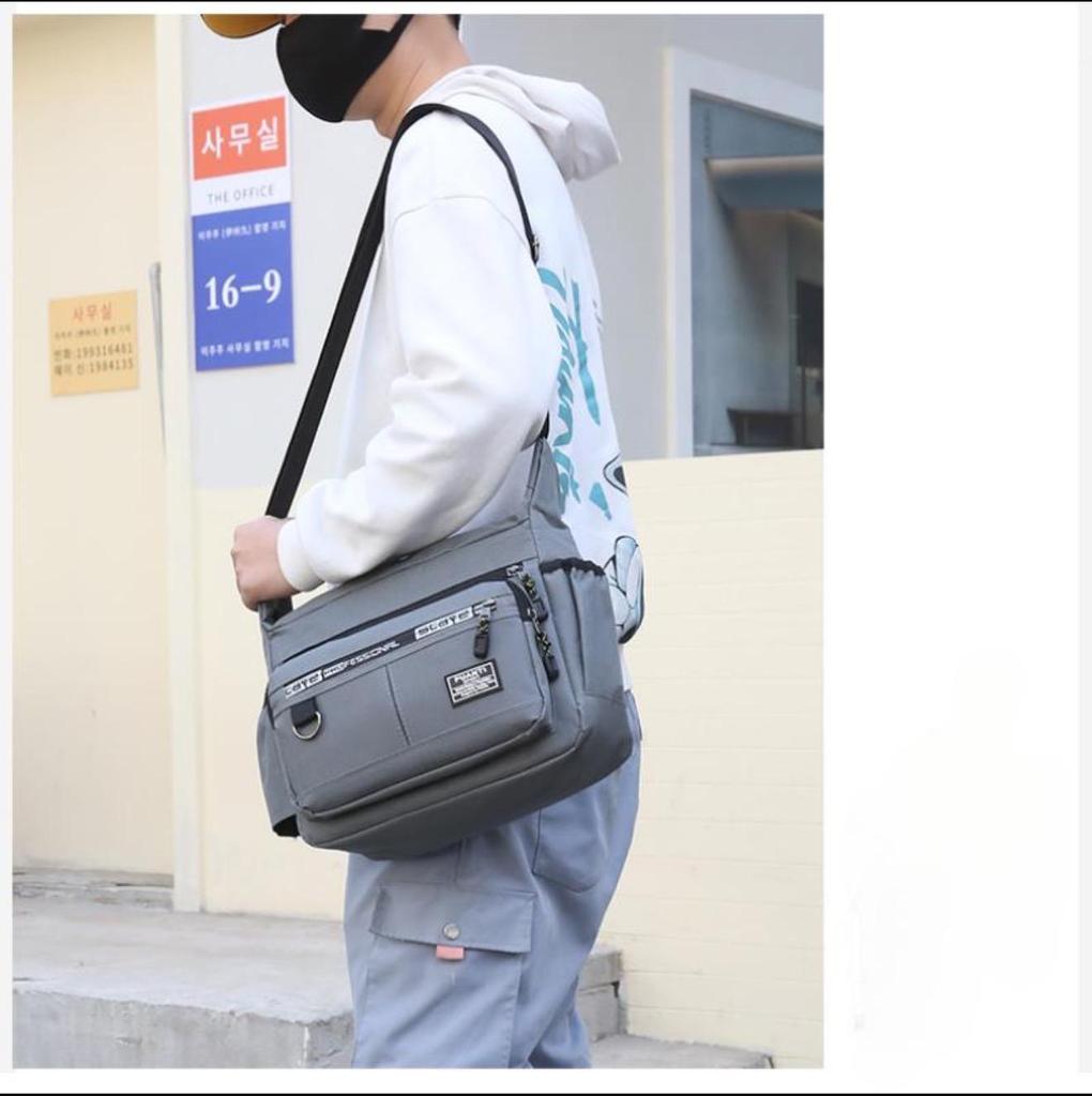 Borsa a tracolla da uomo in tessuto Oxford Casual da viaggio Crossbody)Borsa Grande Capacità Borsa Quadrata Piccola per Mezza Età Borsa degli Attrezzi