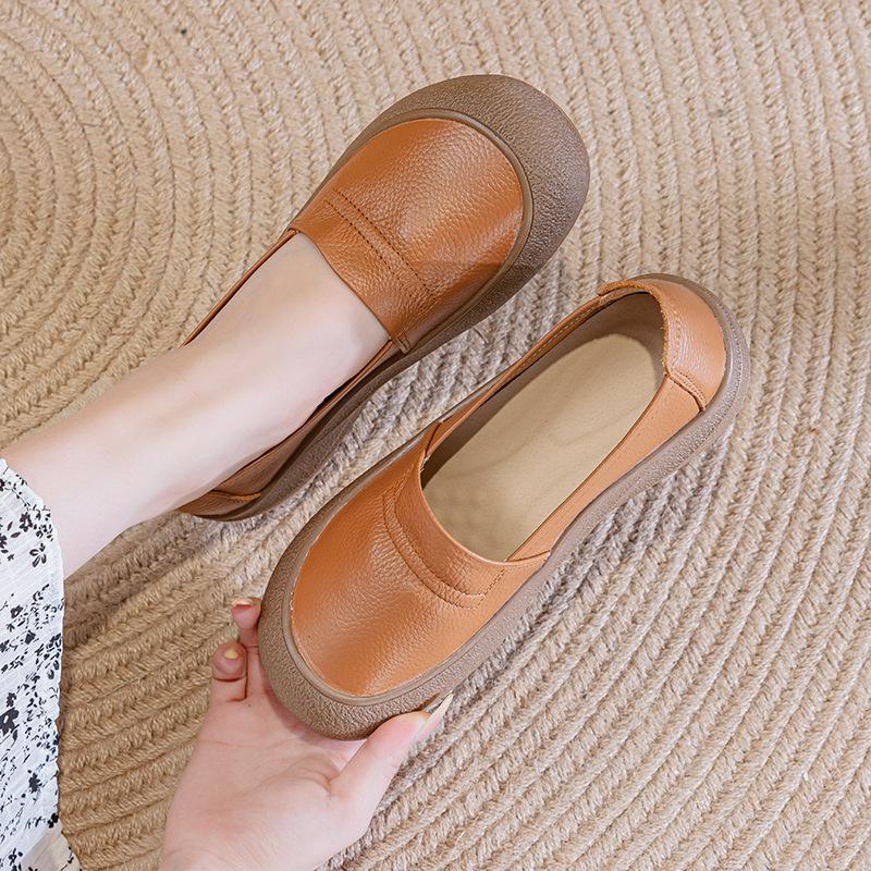 Neue Pedal atmungsaktive Volllederschuhe Mutterleder rutschfeste weiche Sohle bequeme flache Einzelschuhe Damenschuhe