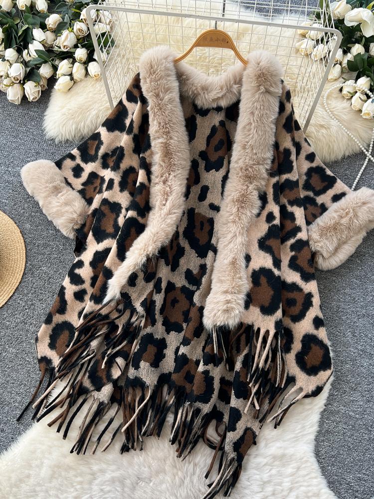 Autumn Winter Vintage Outerwear with Fur Collar Knitted Cardigan Tops for Women Loose Elegant Plaid Shawl Cloak Coat L66