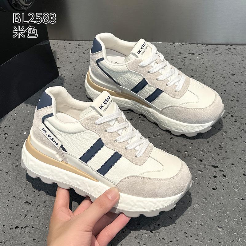 

Platform-soled German training shoes autumn new leather casual sports dad shoes breathable Forrest Gump shoes 34
