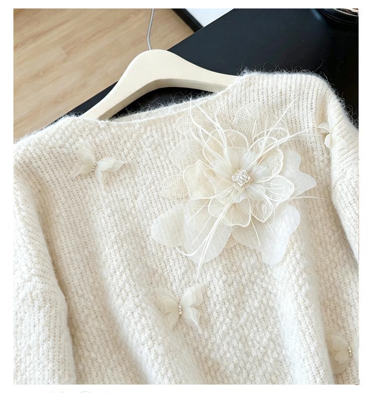 Women's Plus Size Chic Floral Knitwear: Slimming, Soft, Fluffy Autumn/Winter Sweater