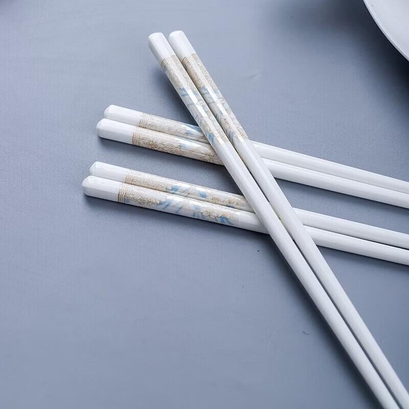 Jingdezhen Celadon Ceramic Chopsticks Set