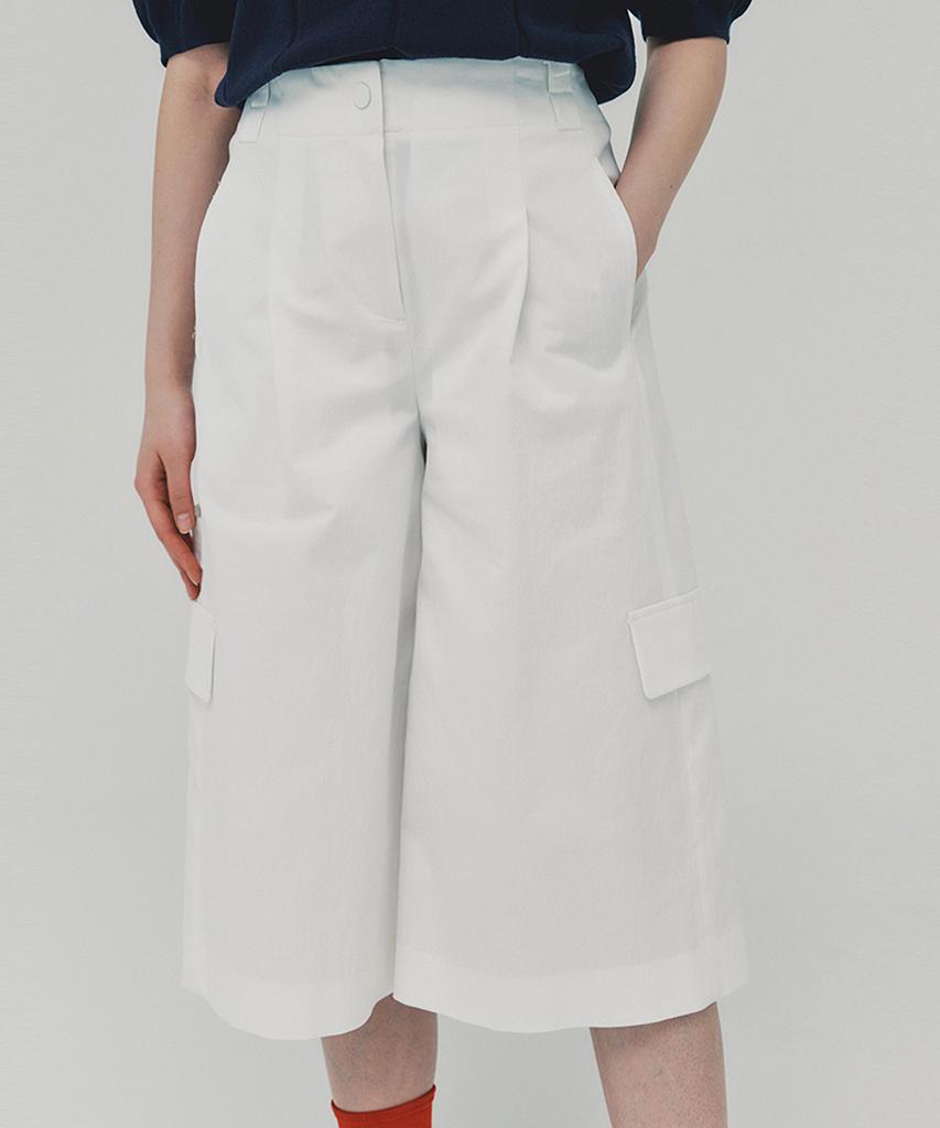 AHWE Cropped Cargo Pants_White