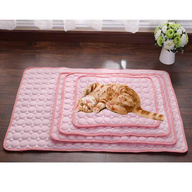 Luxurious And Soft Dog Cooling Mat Non-toxic Pet Cushion For Summer Comfort