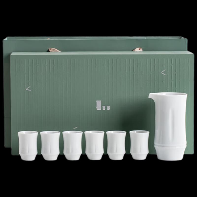 

Nanshan Xiansheng Ceramic Baijiu Liquor Decanter & Cup Set