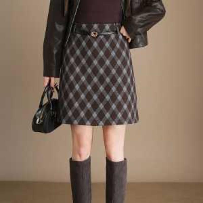Plaid Hip Skirt Autumn Winter Women's New High Waist Slim Commuting One-Step Temperament Short Skirt