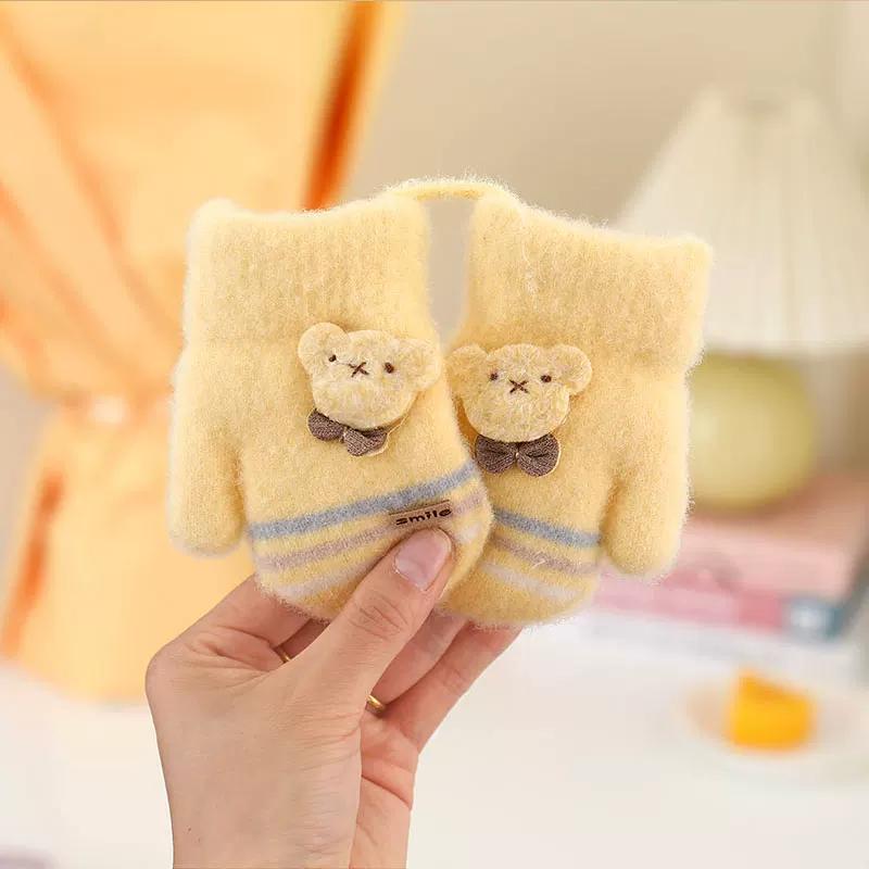 Baby Gloves for Autumn and Winter, Thickened and Fleece-Lined for Warmth, Suitable for Toddlers, Boys and Girls, Cute Dinosaur Design, Mittens