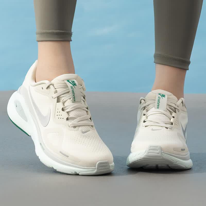 Nike Women s Structure Running Shoes HJ1101-008 W6