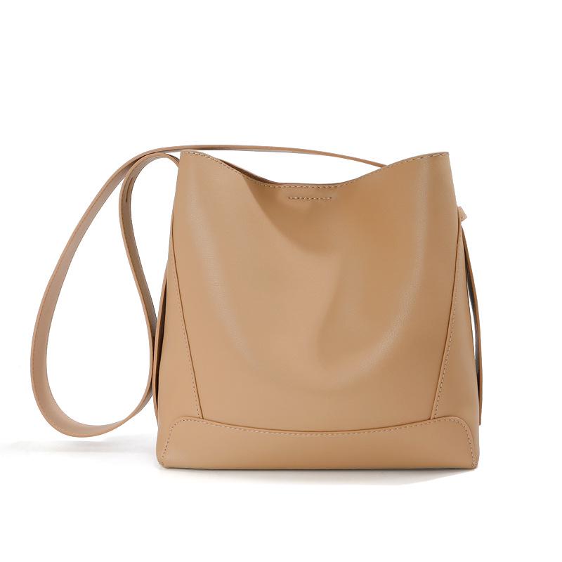 

Women s Versatile Large Genuine Leather Crossbody Bag 25 x 10 x 25 cm