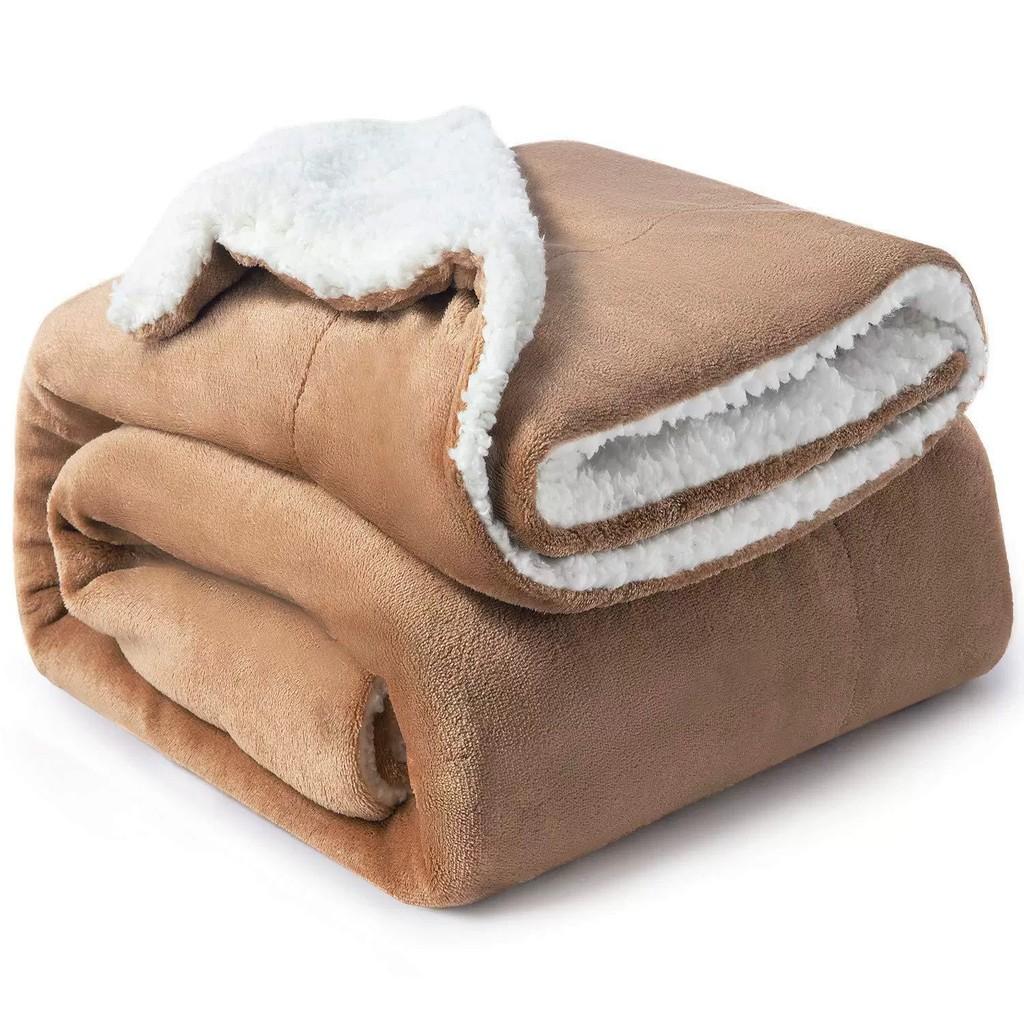 Solid Thick Color Polyester Plush Blanket With Double Layer Warmth For Use Sleep