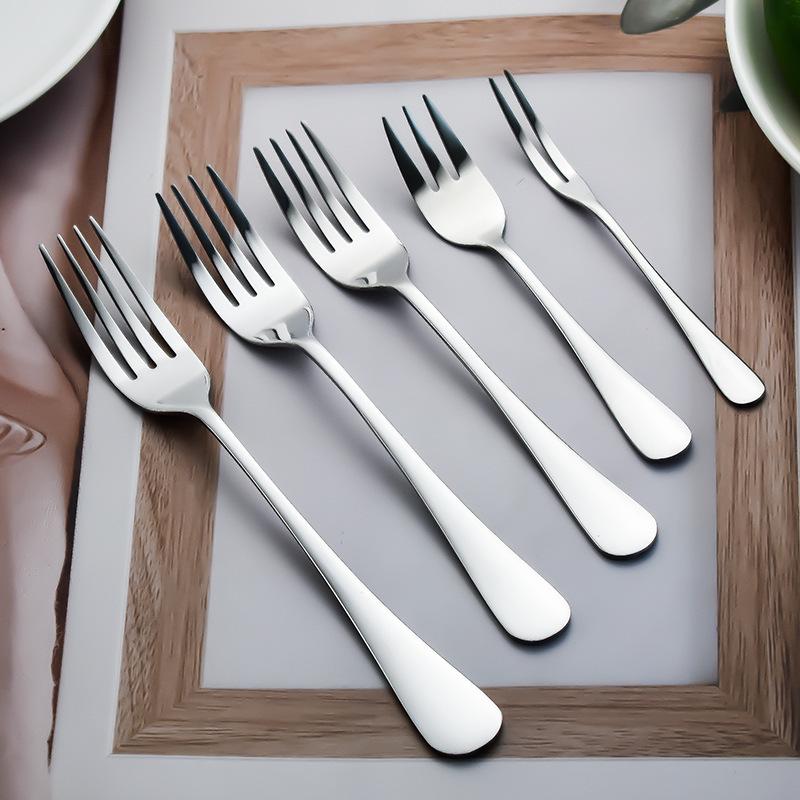 1010 Stainless Steel Long Handle Fork: Ideal for Dining, Cake, Dessert, and Fruit. Customizable with Logo Printing.