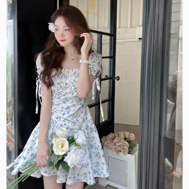 Gentle wind blue floral bubble sleeve dress short sleeve 2026 summer new French square collar thin short skirt tide S