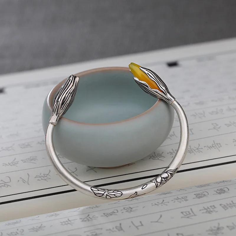 

Personality Lotus Leaf Design Chalcedony Stone Ethnic Style Vintage Thai Silver Ladies Bangle Jewelry For Women Birthday Gifts