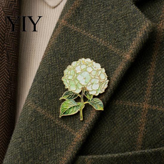 Polished Corner Brooch Pin, Enamel Hydrangea Shape Lapel Edges Backpack Flower Decorative Badge for Coat Collars Scarves Canvas Bags Artistic Floral