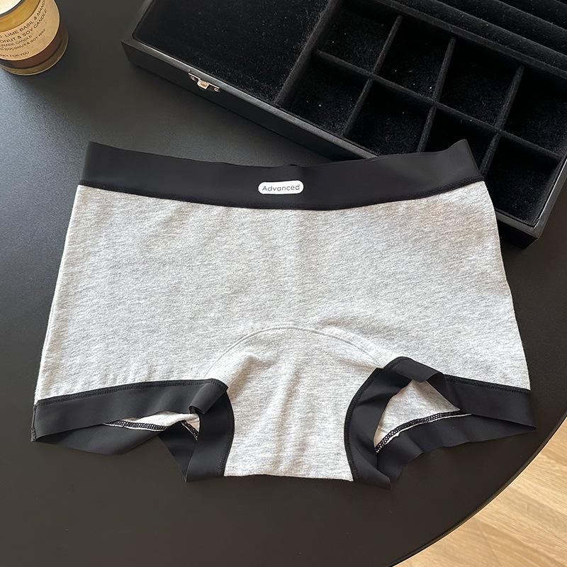 

Жіночі весняно-осінні бавовняні, приємні до тіла, дихаючі, з подовженою ластовицею, на низькій талії, з плоским кутом, труси XXL сірий