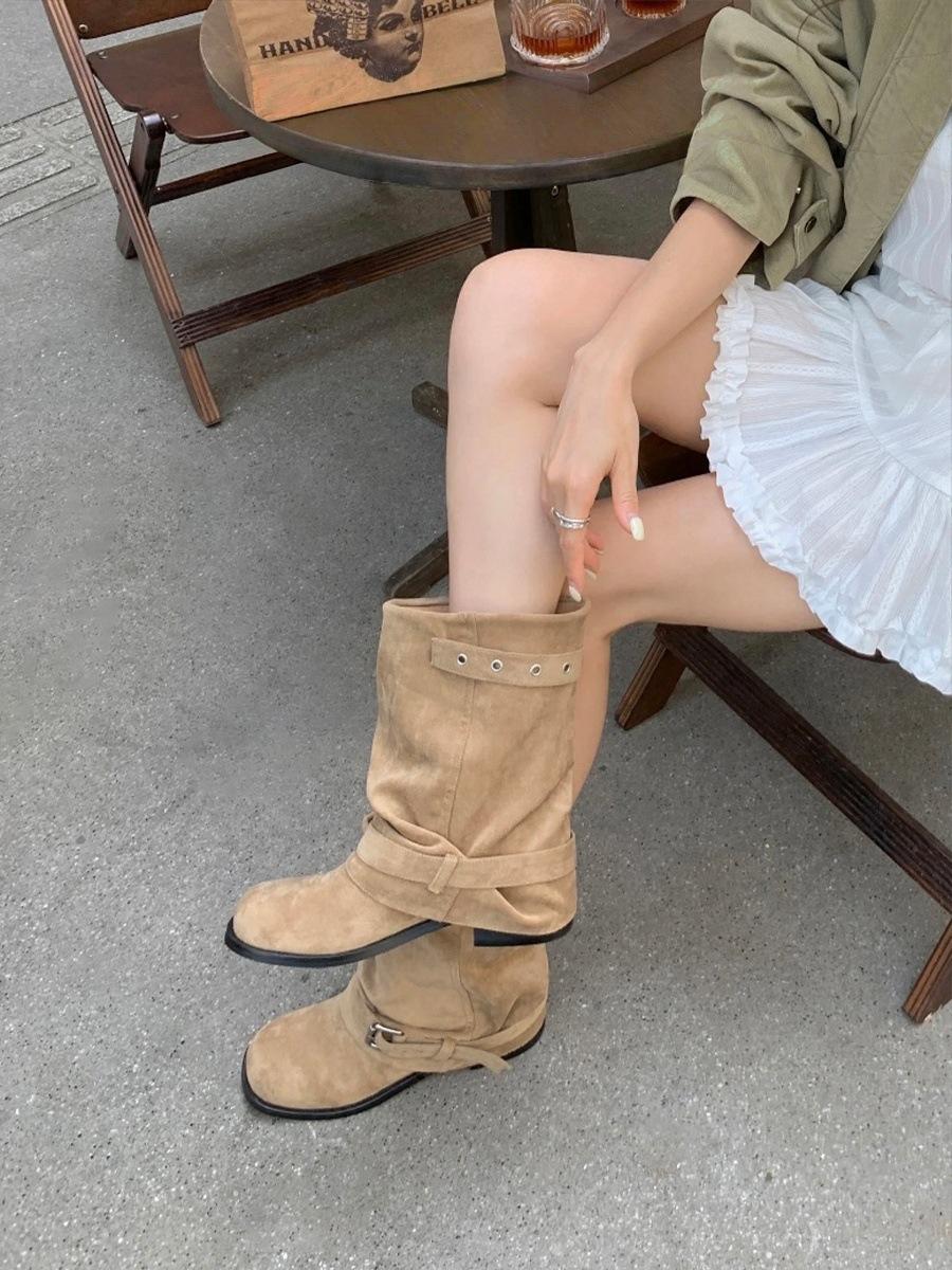 

2025 autumn new western cowboy boots women s tall boots thick heel sleeve boots women s tall trousers boots versatile 35