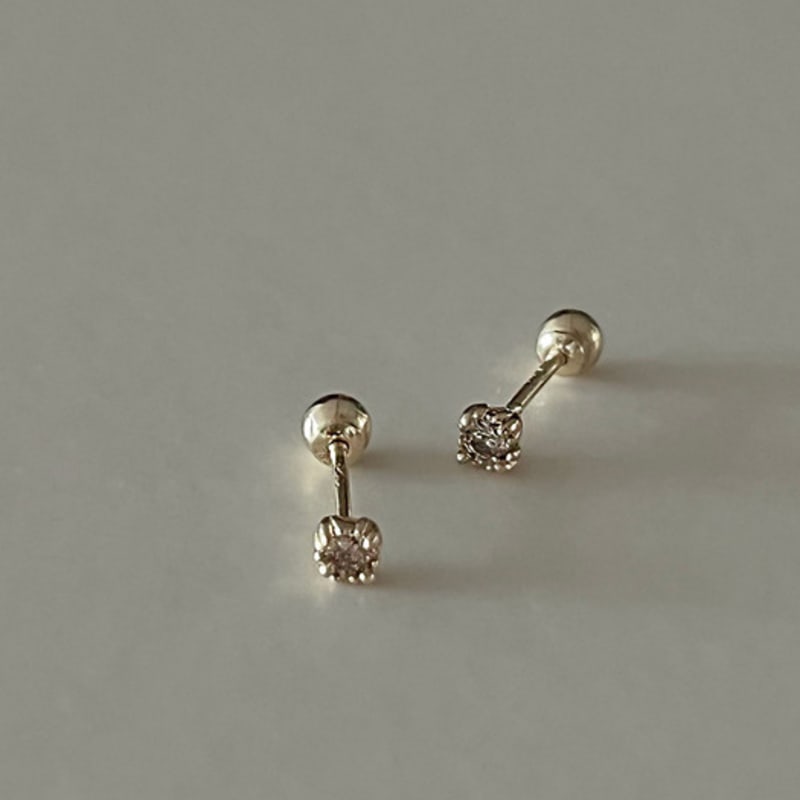 BettyU 14k Gold Perle & Cognac Mini 2mm Mini Gold Piercing