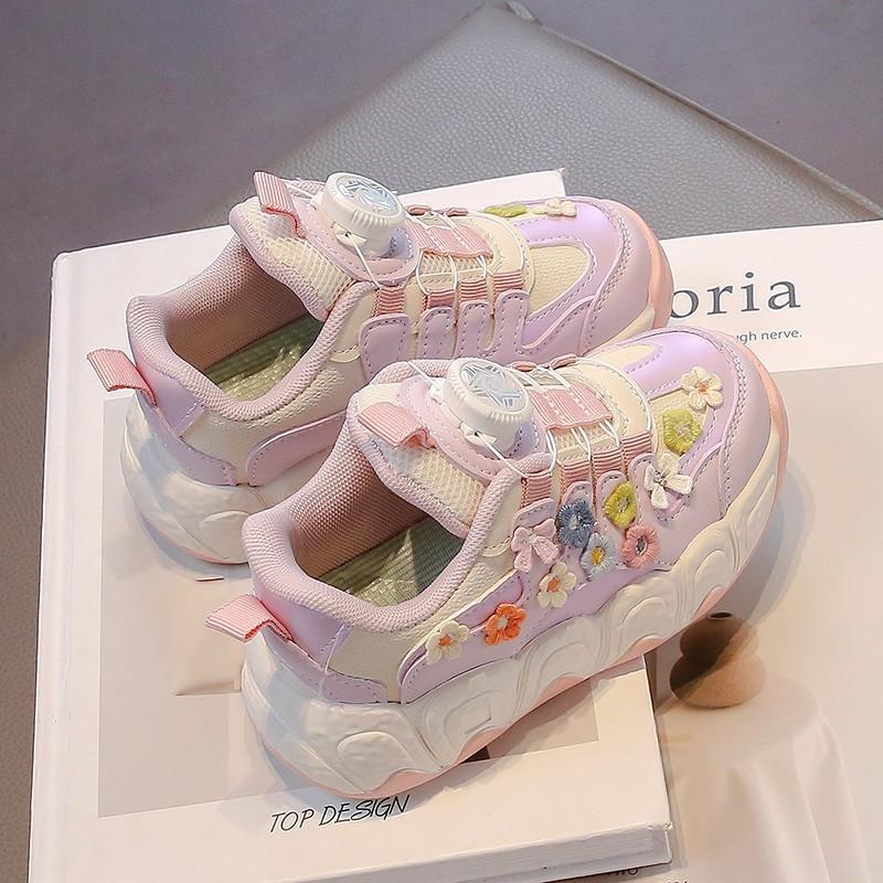New Spring and Autumn Lightweight and Comfortable Soft Sole Girls Breathable Fashionable Versatile Casual Sports Shoes