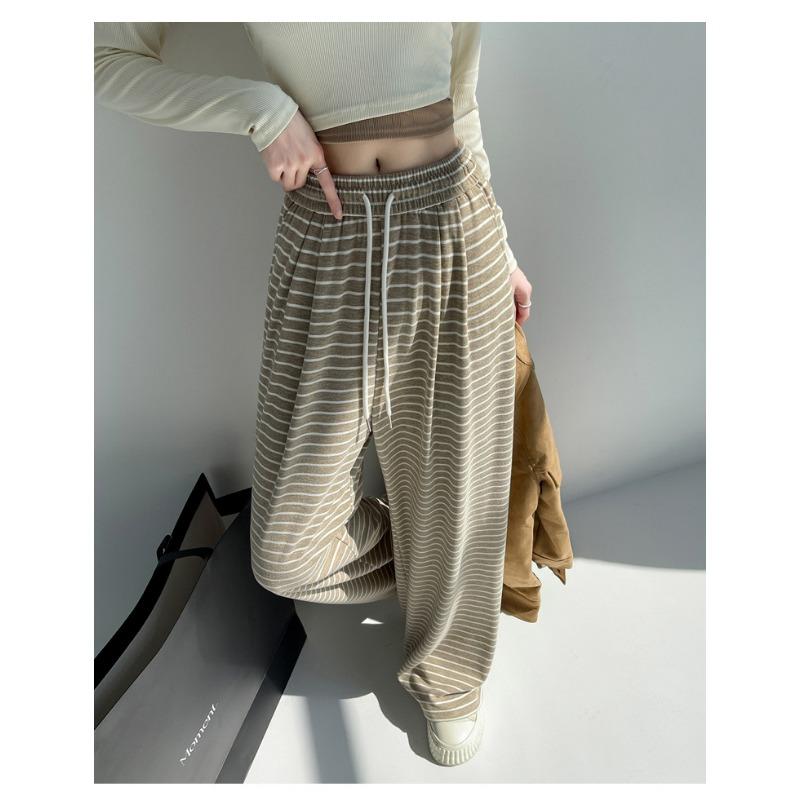 

Свободные и ленивые повседневные брюки для женщин Осень Новые полосатые маленькие драпированные прямые брюки Дизайн Широкие брюки XXL