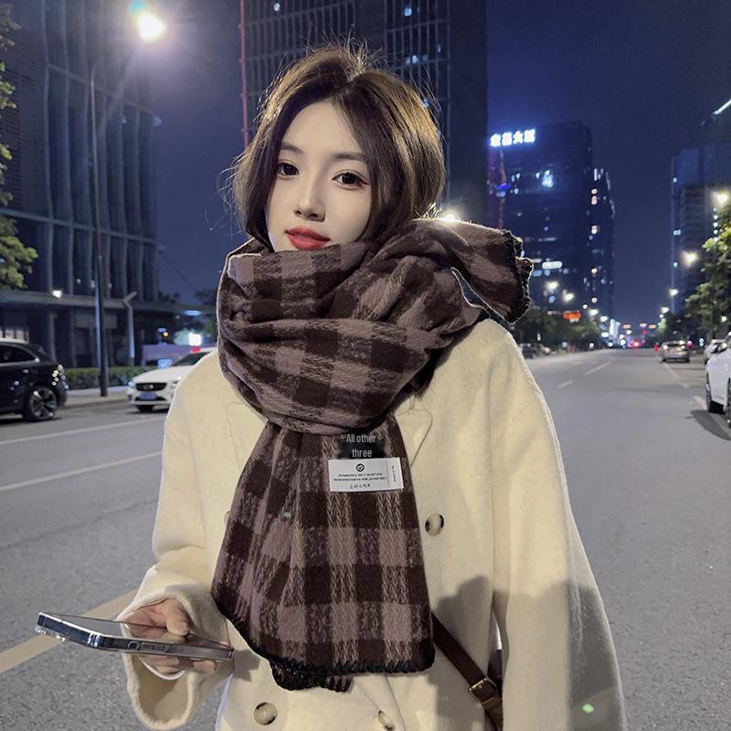 Cozy Retro-Style Unisex Cashmere Imitation Scarf – Warm Korean-Inspired Shawl for Autumn and Winter