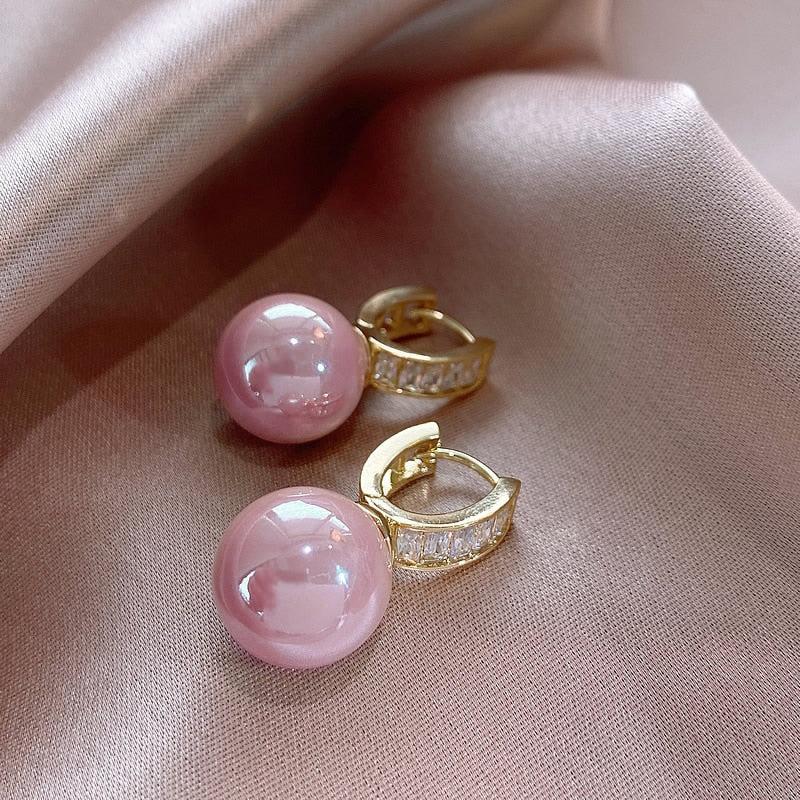 Pendientes de perlas de imitación dulces de color rosa/blanco para mujer, aretes de perlas simuladas de lujo de color dorado, joyería femenina de moda