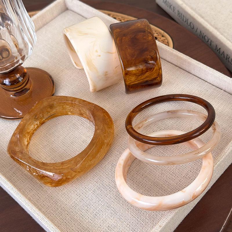 Pulsera Vintage de Acrílico Acetato de Borde Ancho Circular para Mujer