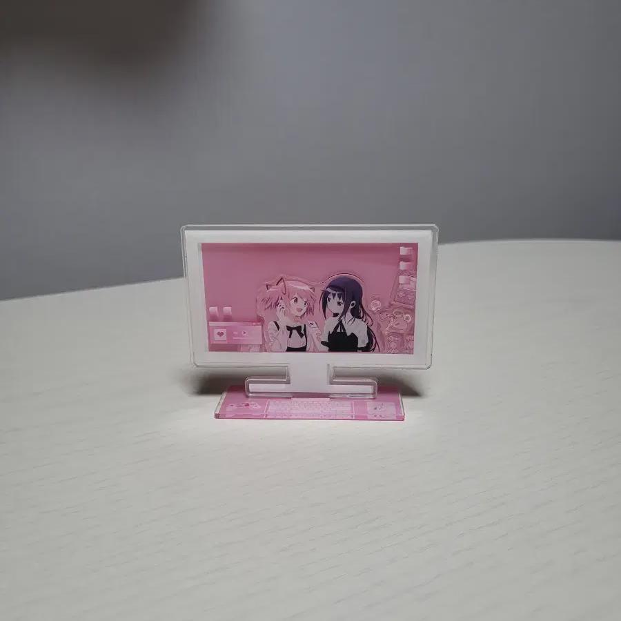 

Mamama Madoka Homura Madohomu Acrylic Shaker