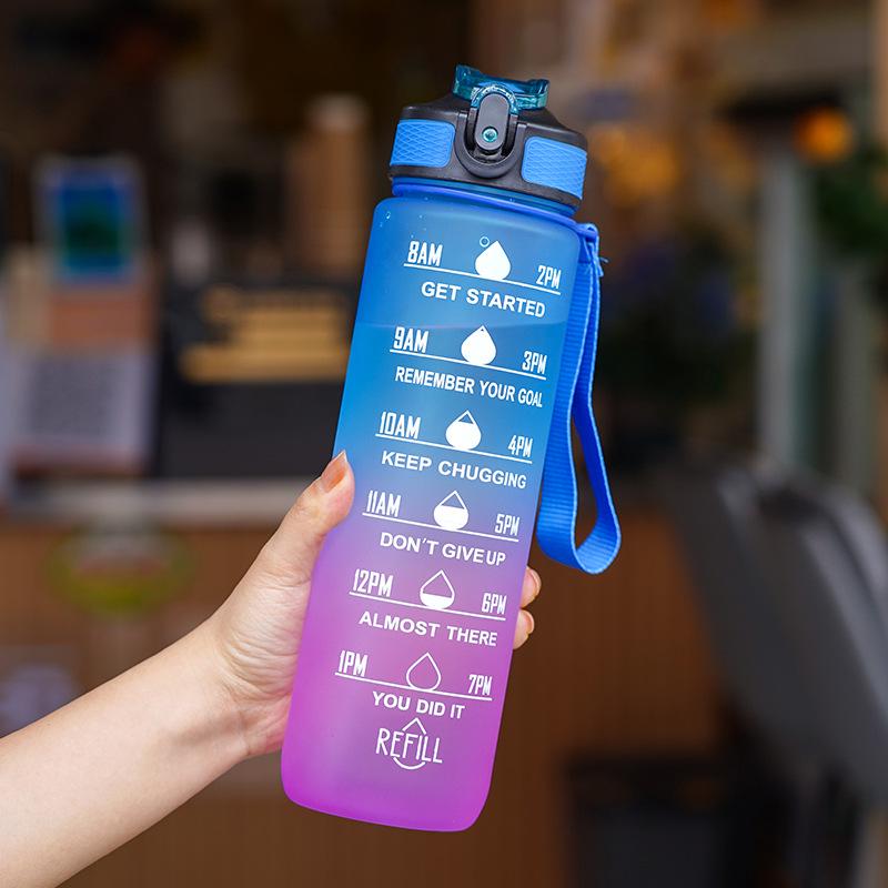 

Бутылка для воды Gradient Frosted Sports объемом 32 унции с трубочкой, пластиковый стаканчик объемом 1000 мл 1L