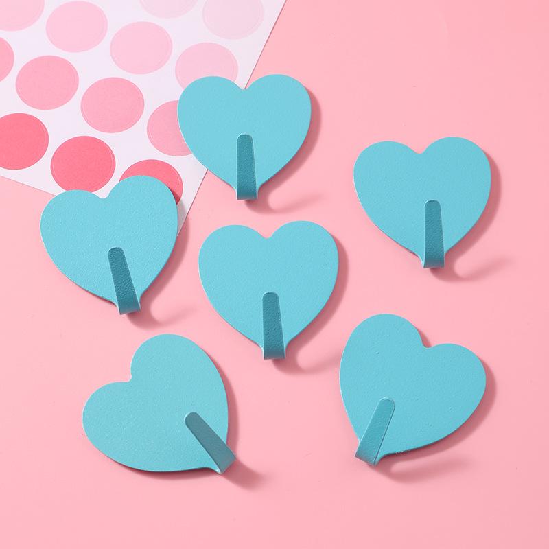 Heart-Shaped No-Drill Adhesive Hook for Kitchen, Bathroom, Door, Clothes, and Hat - Multi-functional and Seamless